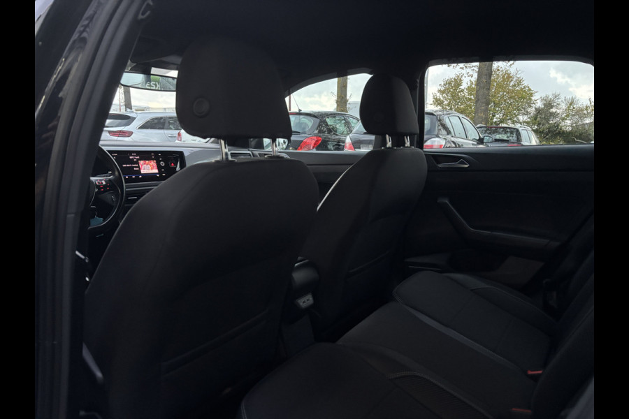 Volkswagen Polo 1.0 TSI Highline Business | Automaat | Half Leder | Zwarte hemel