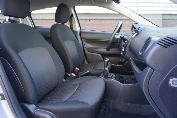 Mitsubishi Space Star 1.2 Cool+/Android/AppleCarPlay Navigatie/Airco/ Goed onderhouden/Rijklaarprijs!