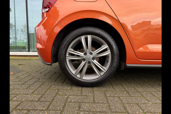 Volkswagen Polo 1.5 TSI Highline Business R - Automaat - Navi - Winterpakket - Trekhaak - Org.NL