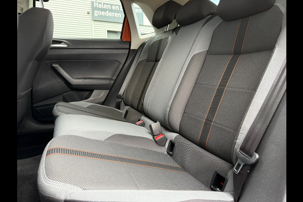 Volkswagen Polo 1.5 TSI Highline Business R - Automaat - Navi - Winterpakket - Trekhaak - Org.NL