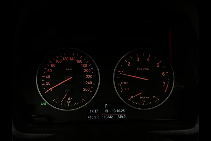 BMW X1 sDrive18i High Executive M-Pakket | Keyless | Pano