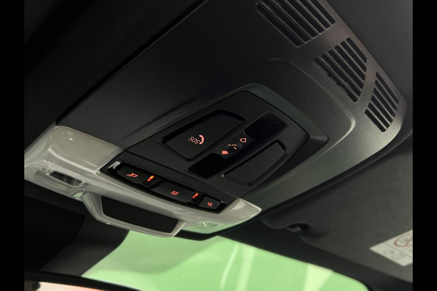 BMW X1 sDrive18i High Executive M-Pakket | Keyless | Pano