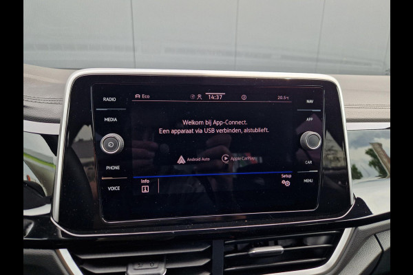 Volkswagen T-Roc 1.5 TSI DSG 150PK R-Line /ACC/ IQ light /1e eigenaar