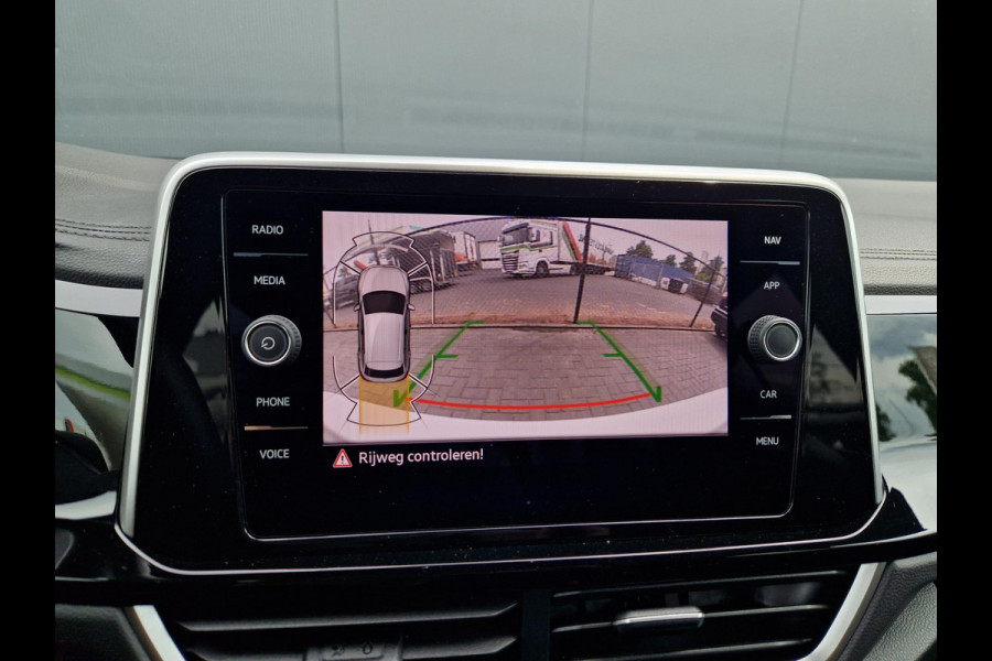 Volkswagen T-Roc 1.5 TSI DSG 150PK R-Line /ACC/ IQ light /1e eigenaar