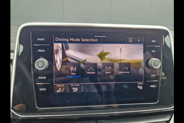 Volkswagen T-Roc 1.5 TSI DSG 150PK R-Line /ACC/ IQ light /1e eigenaar