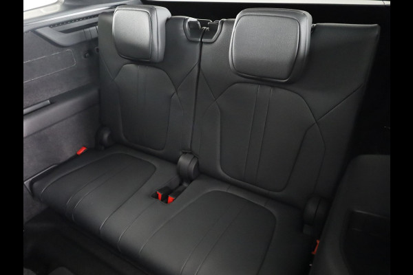 Škoda Kodiaq Sportline Business m-HEV 1.5 TSI 150 pk 7 versn. DSG | 7-persoons | Trekhaak wegklapbaar | Panoramadak | Winter pakket