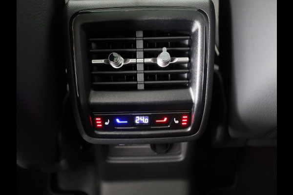 Škoda Kodiaq Sportline Business m-HEV 1.5 TSI 150 pk 7 versn. DSG | 7-persoons | Trekhaak wegklapbaar | Panoramadak | Winter pakket