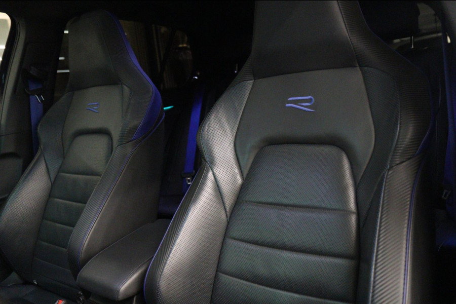 Volkswagen Golf 2.0 TSI R 4Motion PERFORMANCE AKRAP/PANO/HEADUP/IQ/H-K/BOMVOL