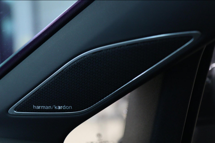 Volkswagen Golf 2.0 TSI R 4Motion PERFORMANCE AKRAP/PANO/HEADUP/IQ/H-K/BOMVOL