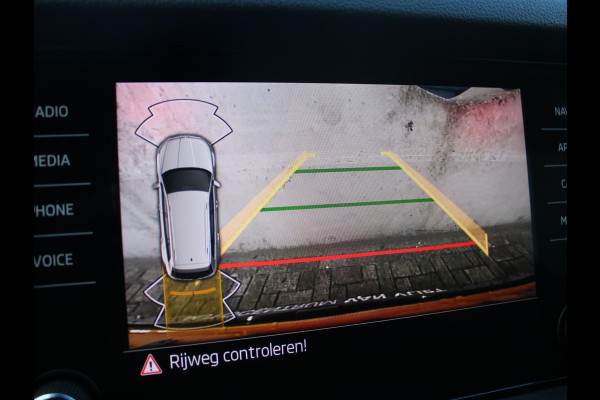 Škoda Kodiaq 1.5 TSI Sportline Business | CRUISE CONTROL ADAPTIEF | TREKHAAK WEGKLAPBAAR |