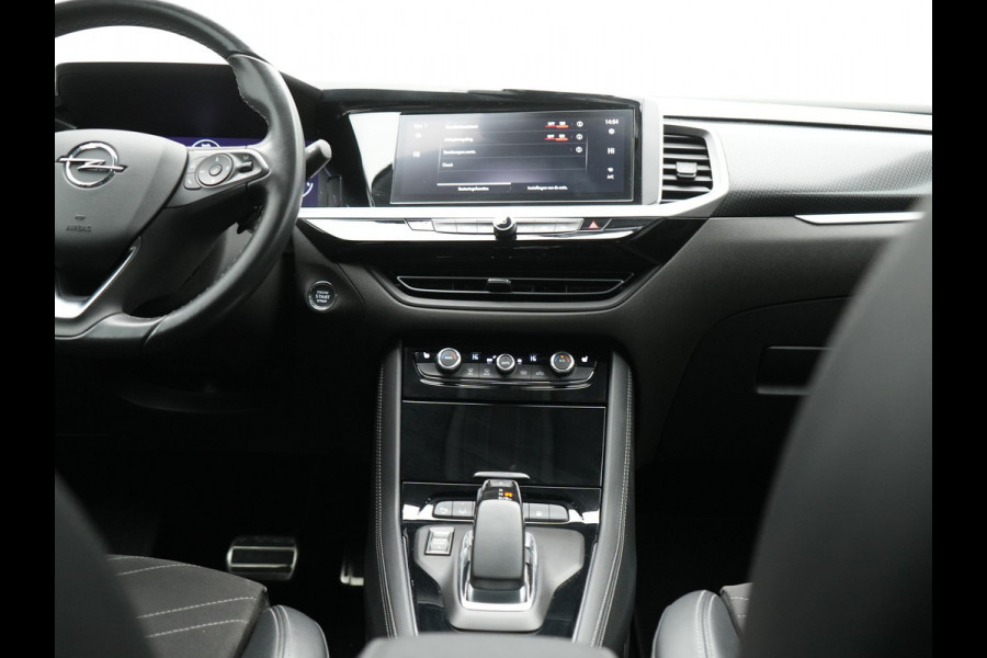 Opel Grandland 1.6 Turbo GS Line Facelift Plug In Hybrid 225pk Dealer O.H PHEV | Adaptive Cruise | 360 Camera | Matrix LED | Black Optic | Alcantara Sporstoelen Verwarmd | Apple Carplay | Sfeerverlichting | Navigatie | Virtual | DAB | 18"L.M |