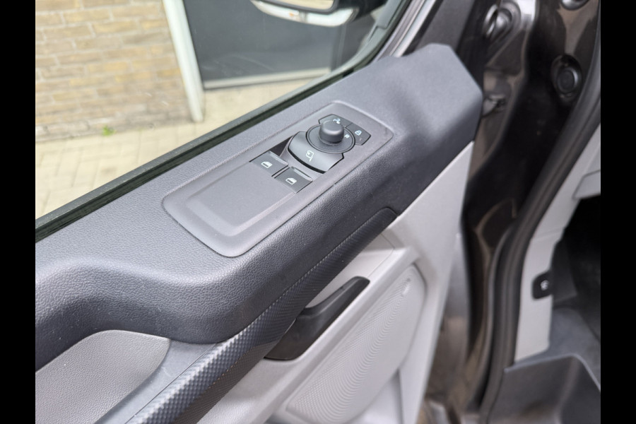 Ford Transit Custom 320 2.0 TDCI 136PK EURO 6 L2H1 Limited CarPlay/cruise control/stoelverwarming