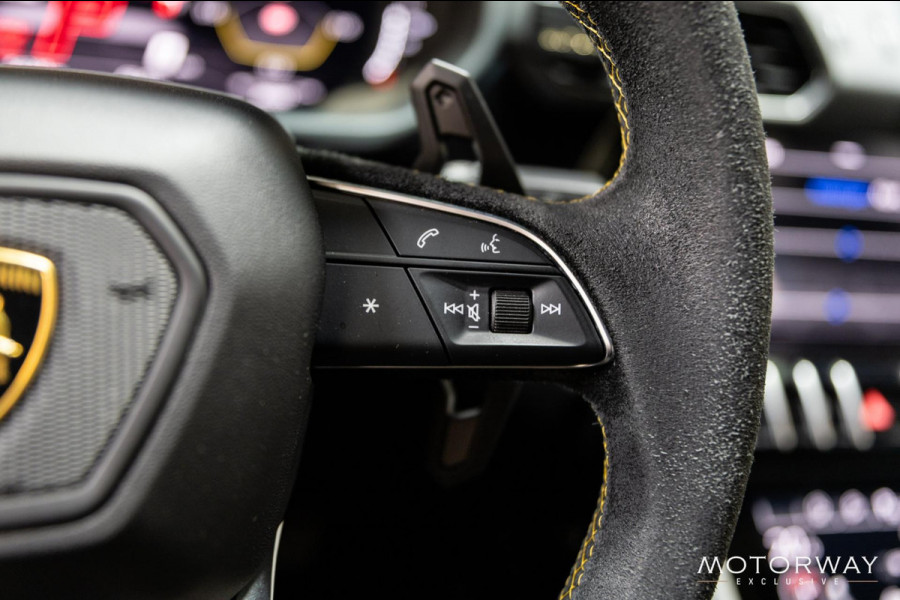 Lamborghini Urus 4.0 V8 |PANO|B&O|CERAMIC|FABRIEKSGARANTIE|FULL PPF|HUD|MASSAGE