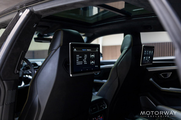 Lamborghini Urus 4.0 V8 |PANO|B&O|CERAMIC|FABRIEKSGARANTIE|FULL PPF|HUD|MASSAGE
