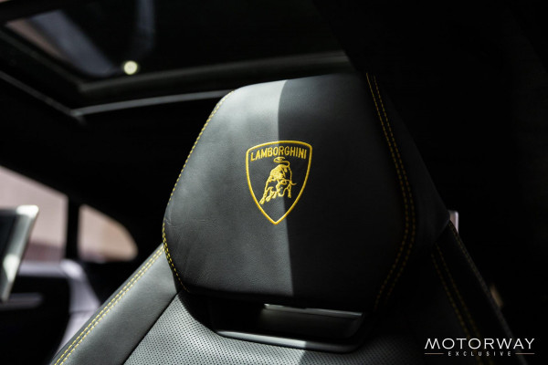 Lamborghini Urus 4.0 V8 |PANO|B&O|CERAMIC|FABRIEKSGARANTIE|FULL PPF|HUD|MASSAGE