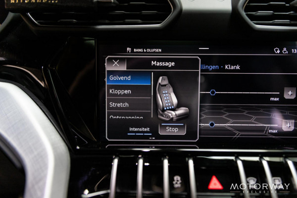 Lamborghini Urus 4.0 V8 |PANO|B&O|CERAMIC|FABRIEKSGARANTIE|FULL PPF|HUD|MASSAGE
