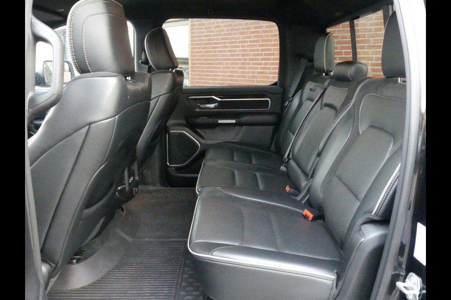 Dodge Ram 1500 5.7 V8 4x4 Crew Cab Laramie Luchtvering/LED/Keyless