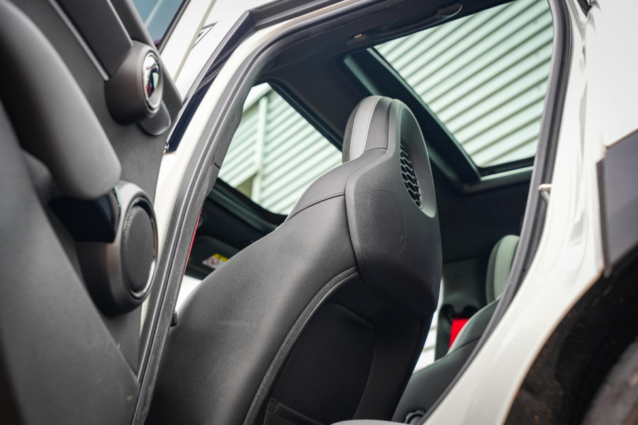 MINI Mini 2.0 Cooper S Rockingham GT Edition JCW Panorama dak Sportuitlaat Kuipstoelen Keyless Led Carbon