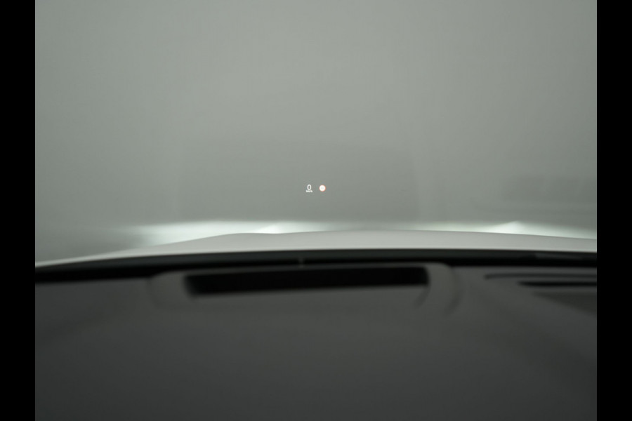 Volvo V60 T6 Recharge AWD Inscription Plug In Hybrid 340pk Dealer O.H PHEV | Trekhaak Af Fabriek | Panodak | Head Up | 360 Camera | Adaptive Cruise | Lederen Sporstoelen Memory & Verwarmd | Harman & Kardon | Blis | Keyless | Apple Carplay | Stuur Verwarmd |