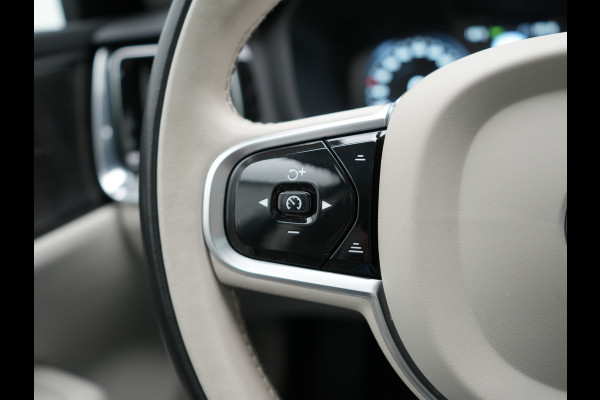 Volvo V60 T6 Recharge AWD Inscription Plug In Hybrid 340pk Dealer O.H PHEV | Trekhaak Af Fabriek | Panodak | Head Up | 360 Camera | Adaptive Cruise | Lederen Sporstoelen Memory & Verwarmd | Harman & Kardon | Blis | Keyless | Apple Carplay | Stuur Verwarmd |
