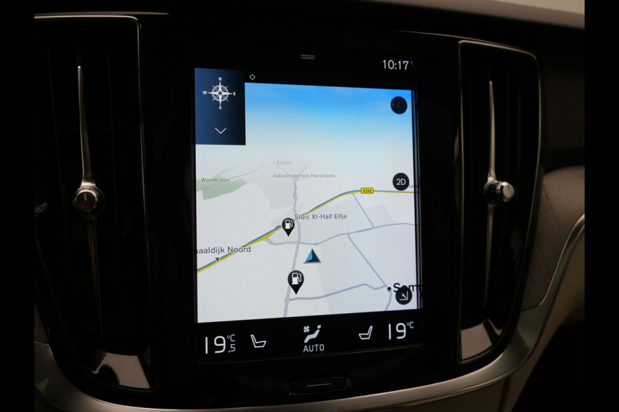 Volvo V60 T6 Recharge AWD Inscription Plug In Hybrid 340pk Dealer O.H PHEV | Trekhaak Af Fabriek | Panodak | Head Up | 360 Camera | Adaptive Cruise | Lederen Sporstoelen Memory & Verwarmd | Harman & Kardon | Blis | Keyless | Apple Carplay | Stuur Verwarmd |