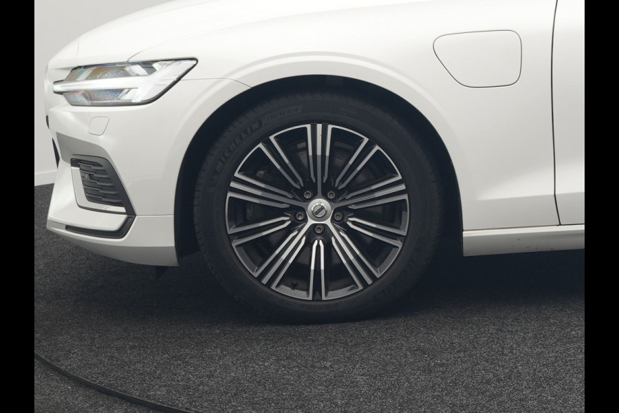 Volvo V60 T6 Recharge AWD Inscription Plug In Hybrid 340pk Dealer O.H PHEV | Trekhaak Af Fabriek | Panodak | Head Up | 360 Camera | Adaptive Cruise | Lederen Sporstoelen Memory & Verwarmd | Harman & Kardon | Blis | Keyless | Apple Carplay | Stuur Verwarmd |