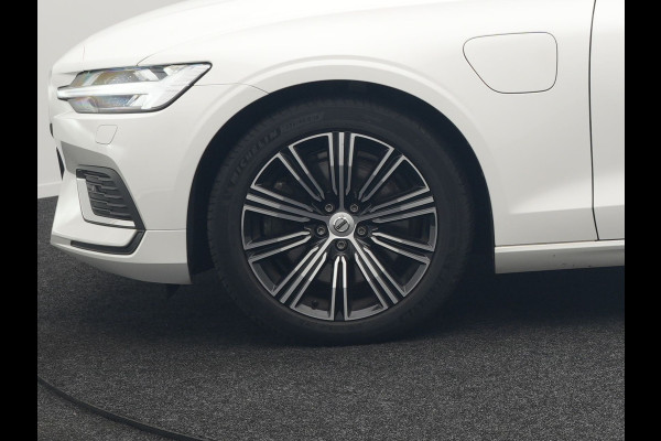 Volvo V60 T6 Recharge AWD Inscription Plug In Hybrid 340pk Dealer O.H PHEV | Trekhaak Af Fabriek | Panodak | Head Up | 360 Camera | Adaptive Cruise | Lederen Sporstoelen Memory & Verwarmd | Harman & Kardon | Blis | Keyless | Apple Carplay | Stuur Verwarmd |