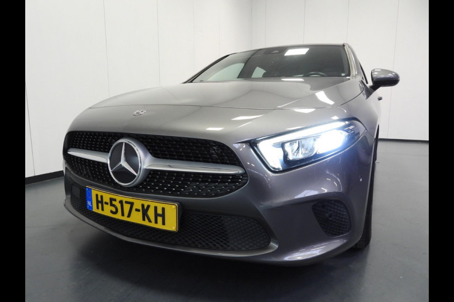 Mercedes-Benz A-Klasse A160 Business Solution NAVI/SCHUIFDAK/LED/16"LMV!