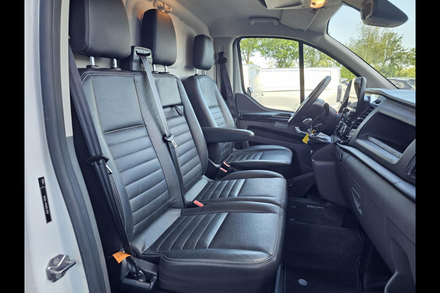 Ford Transit Custom 300 2.0 TDCI L2H1 Trail | Glasslook panelen | Raptor grille | Camera | Trekhaak | Leder | Voorruitverwarming | Airco | Cruise control etc.