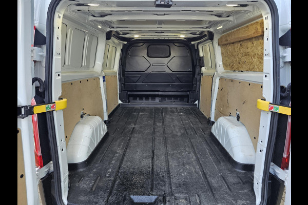Ford Transit Custom 300 2.0 TDCI L2H1 Trail | Glasslook panelen | Raptor grille | Camera | Trekhaak | Leder | Voorruitverwarming | Airco | Cruise control etc.