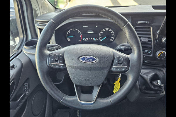 Ford Transit Custom 300 2.0 TDCI L2H1 Trail | Glasslook panelen | Raptor grille | Camera | Trekhaak | Leder | Voorruitverwarming | Airco | Cruise control etc.