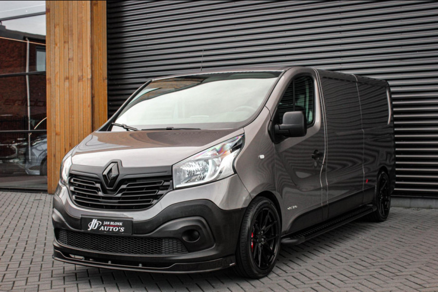 Renault Trafic 2.0 dCi T29 L2H1 Work Edition FULL BLACK / SIDE-BARS / TREKHAAK / NAVIGATIE / VERLAAGD / CRUISE CONTROL / LEDEREN