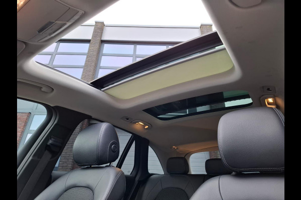 Mercedes-Benz GLC 300e 4MATIC Premium | Panoramdak | Trekhaak | Dealer Onderhouden