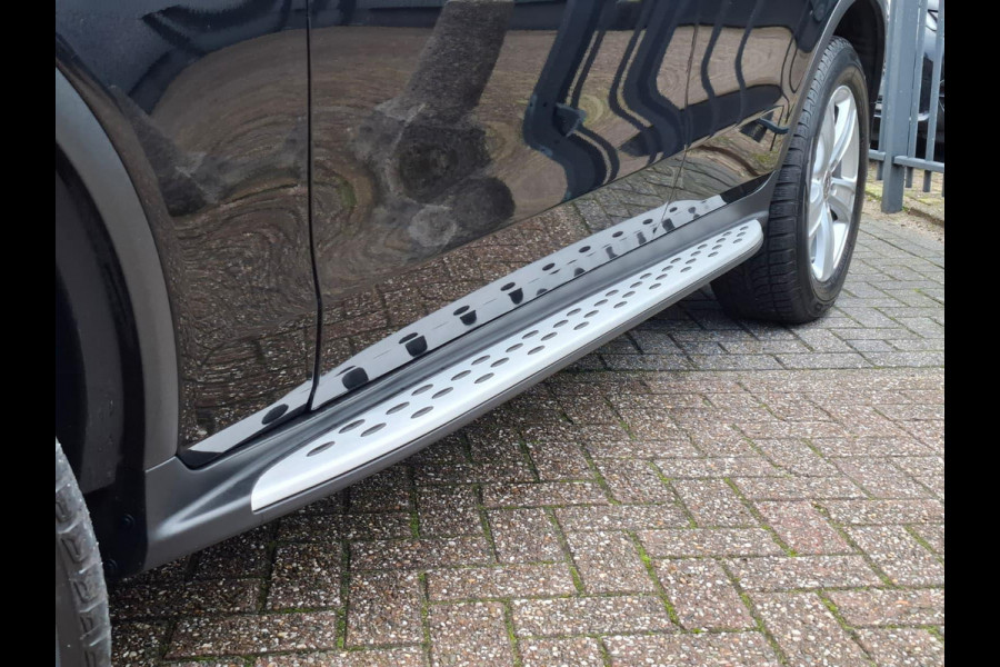 Mercedes-Benz GLC 300e 4MATIC Premium | Panoramdak | Trekhaak | Dealer Onderhouden