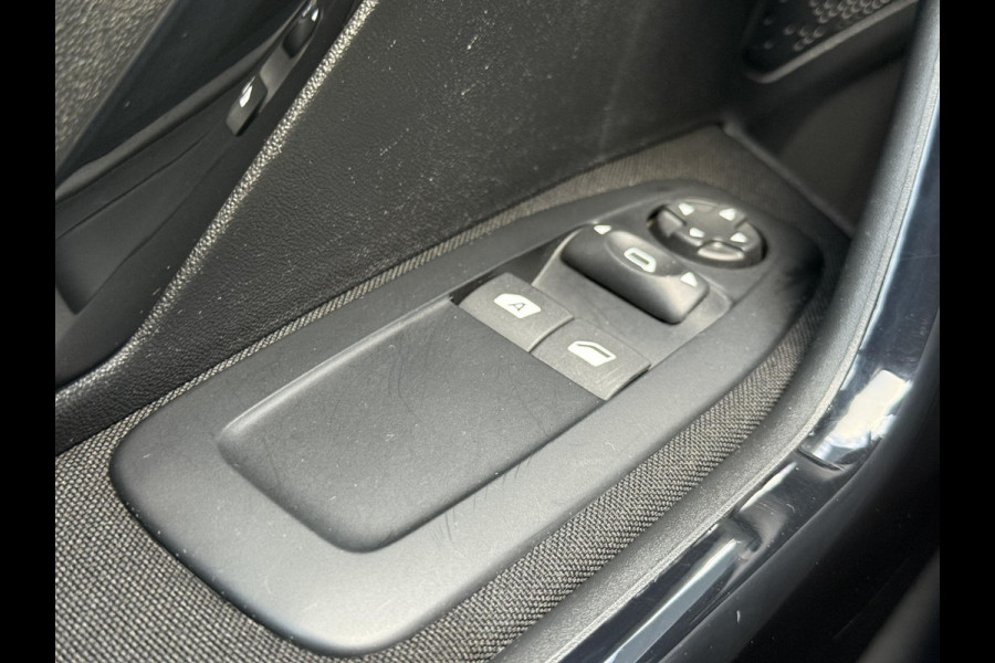 Peugeot 208 1.2 PureTech Blue Lion 2e Eigenaar,Dealer Onderhouden,Navi,Airco,Cruise,Pdc,5 Deurs,N.A.P,Distributie recent vv,Apk tot 07-2026