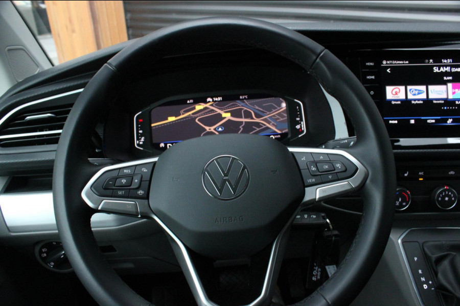 Volkswagen Transporter 2.0 TDI L2H1 BULLI DUBBEL CABINE 150PK DSG 2023 DEMO / ACTIVE DISPLAY / BILSTEIN SCHROEFSET / NIEUWSTAAT