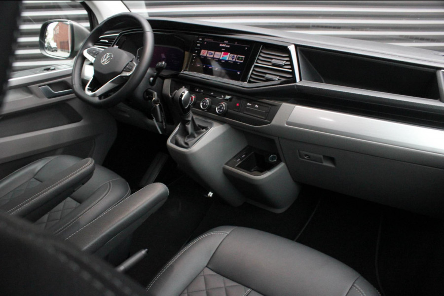 Volkswagen Transporter 2.0 TDI L2H1 BULLI DUBBEL CABINE 150PK DSG 2023 DEMO / ACTIVE DISPLAY / BILSTEIN SCHROEFSET / NIEUWSTAAT