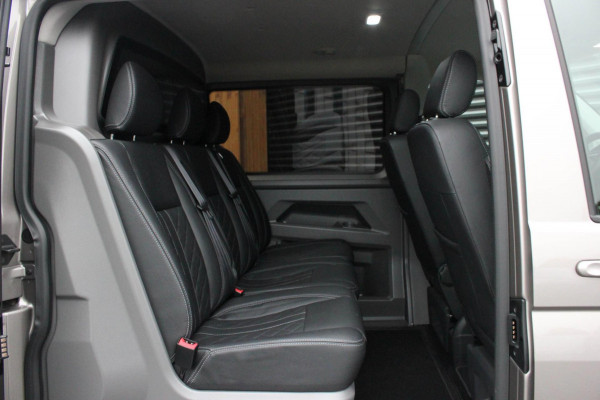 Volkswagen Transporter 2.0 TDI L2H1 BULLI DUBBEL CABINE 150PK DSG 2023 DEMO / ACTIVE DISPLAY / BILSTEIN SCHROEFSET / NIEUWSTAAT