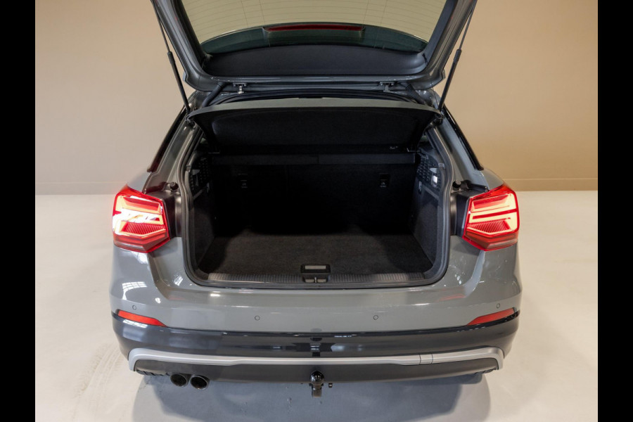 Audi Q2 1.4 TFSI CoD Sport Edition #1 /150pk / Trekhaak / Sfeerverlichting /