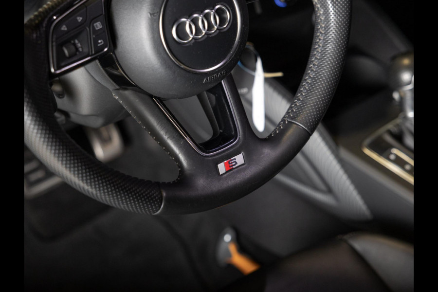 Audi Q2 1.4 TFSI CoD Sport Edition #1 /150pk / Trekhaak / Sfeerverlichting /