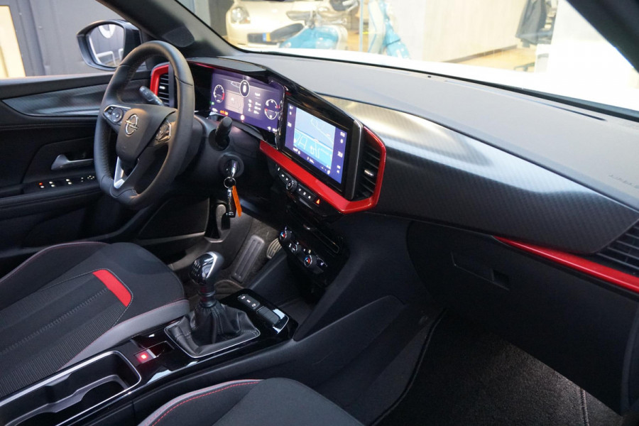 Opel Mokka 1.2 Turbo GS + CAMERA / STOELVERWARMING / NAVIGATIE