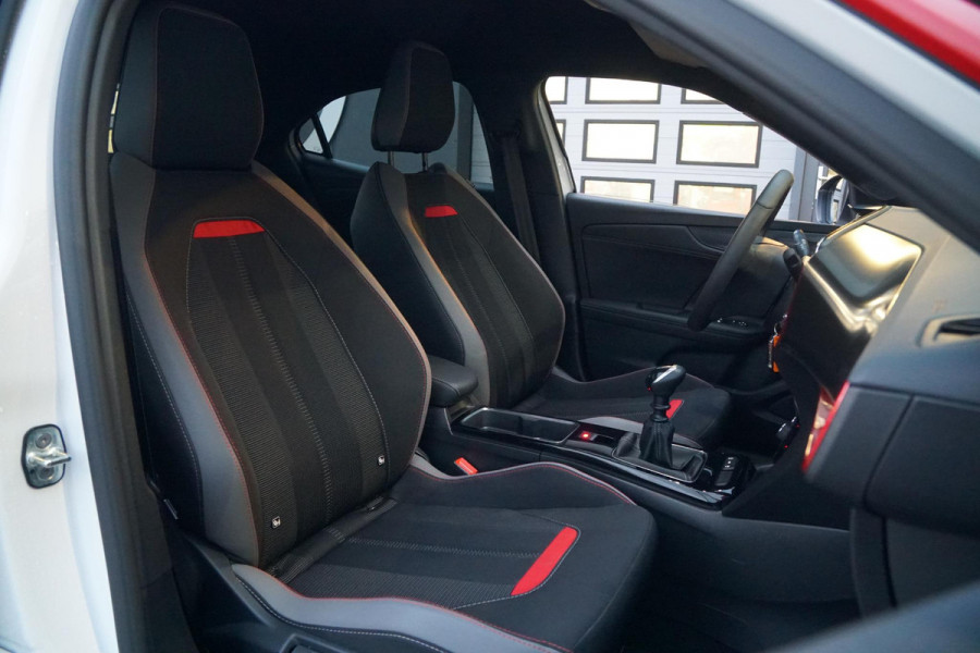 Opel Mokka 1.2 Turbo GS + CAMERA / STOELVERWARMING / NAVIGATIE