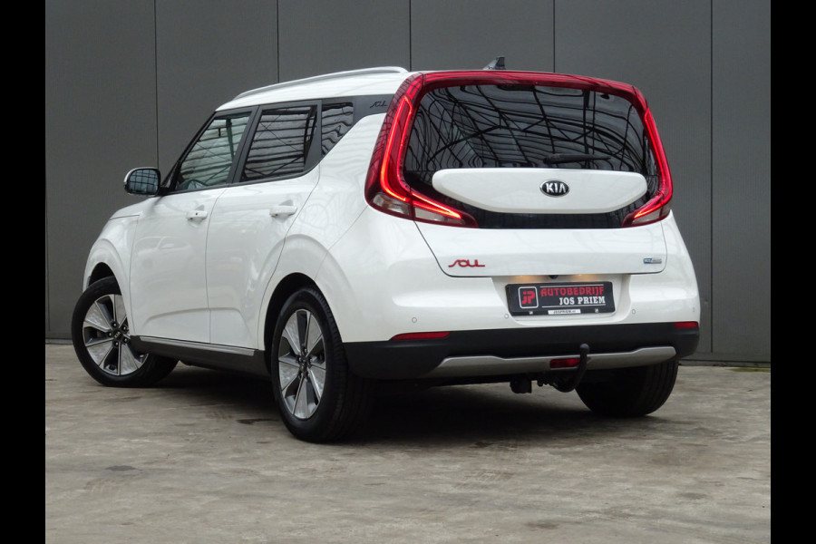 Kia e-Soul ExecutiveLine 64 kWh * TREKHAAK * LEER * DEALER ONDERH. !!