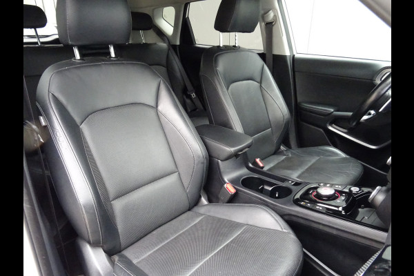 Kia e-Soul ExecutiveLine 64 kWh * TREKHAAK * LEER * DEALER ONDERH. !!