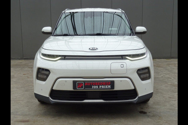 Kia e-Soul ExecutiveLine 64 kWh * TREKHAAK * LEER * DEALER ONDERH. !!