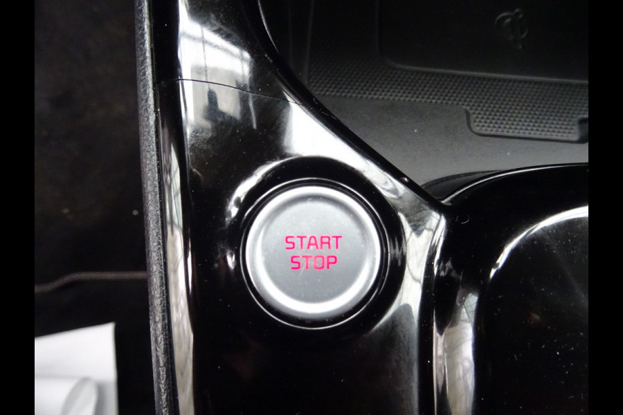 Kia e-Soul ExecutiveLine 64 kWh * TREKHAAK * LEER * DEALER ONDERH. !!