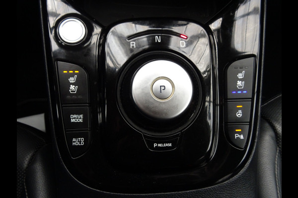 Kia e-Soul ExecutiveLine 64 kWh * TREKHAAK * LEER * DEALER ONDERH. !!