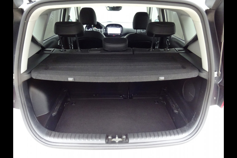 Kia e-Soul ExecutiveLine 64 kWh * TREKHAAK * LEER * DEALER ONDERH. !!