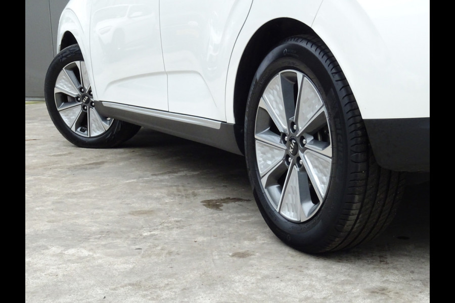 Kia e-Soul ExecutiveLine 64 kWh * TREKHAAK * LEER * DEALER ONDERH. !!