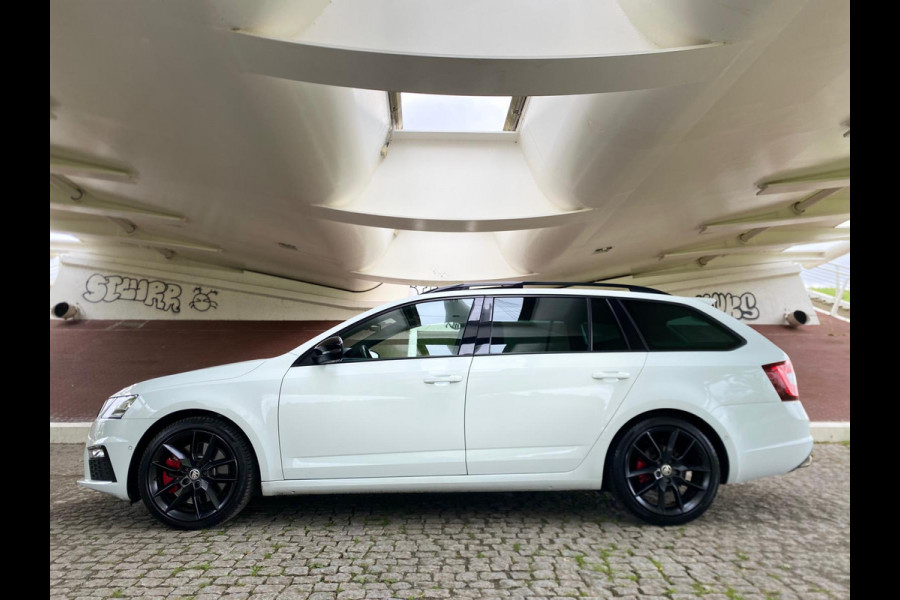 Škoda Octavia Combi 2.0 TSI RS 245 Business Panorama